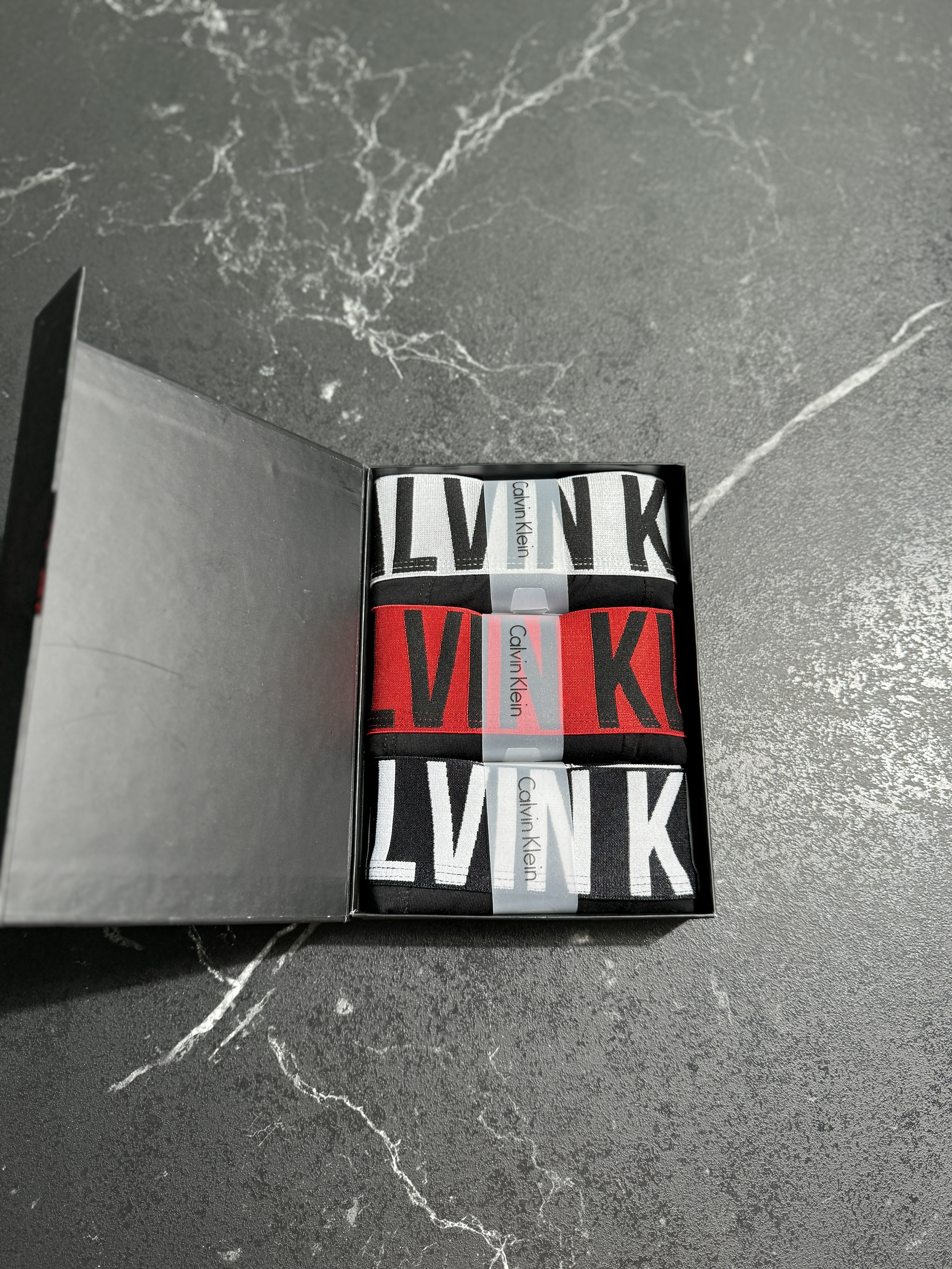 لباس زیرمردانه ترک برندکالوین کلین(CALVIN KLEIN) پادار (شورت مردانه)کد600