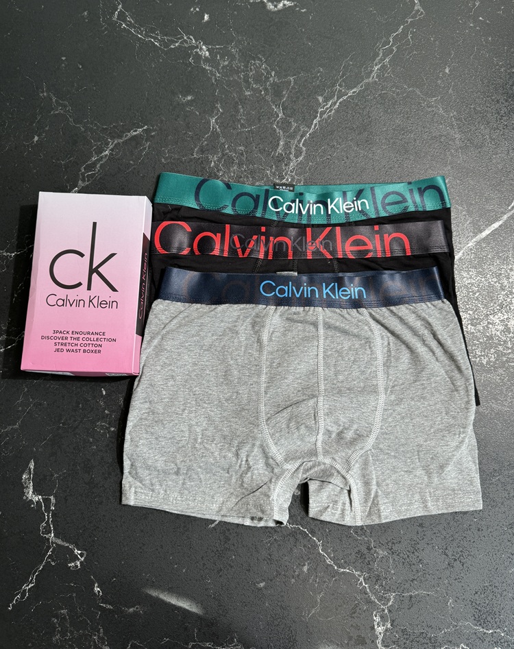 لباس زیرمردانه ترک برندکالوین کلین(CALVIN KLEIN) پادار (شورت مردانه)کد695